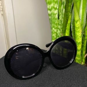 New Oversized sunglasses